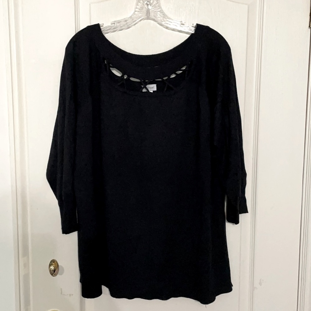 Avenue Black 3/4 length sweater with cutout 18/20